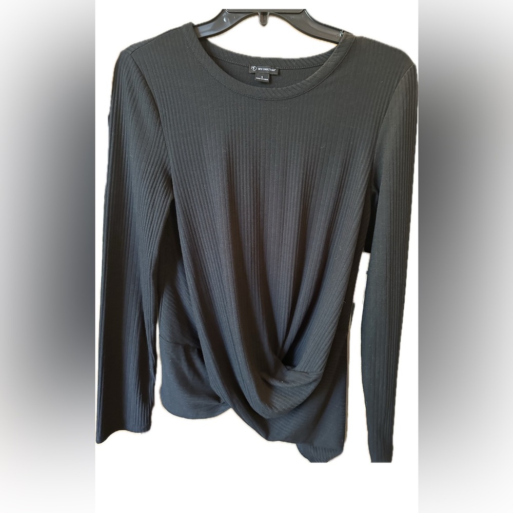 NEW New Direction Twist Front Top size Small